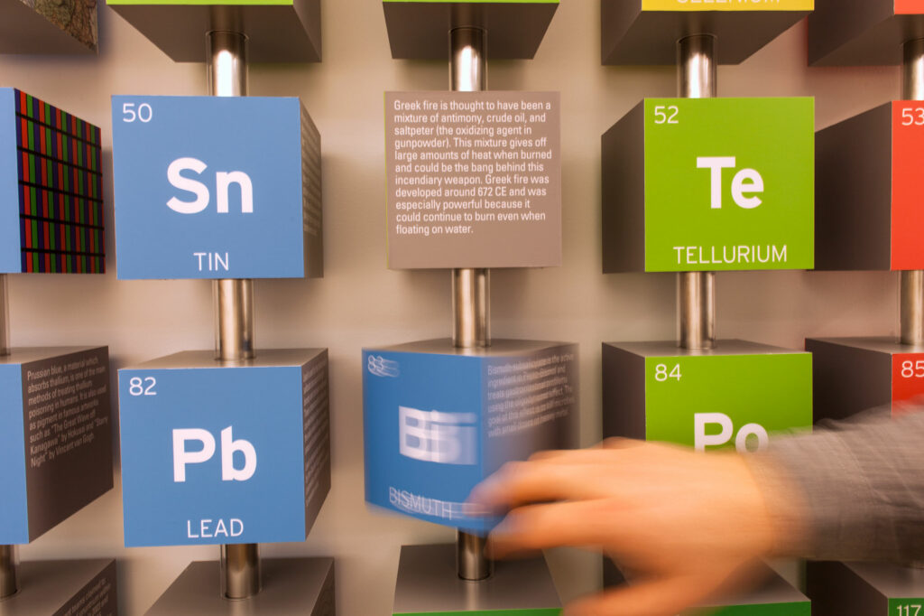An interactive environmental design of the periodic table for the Elemental Environment